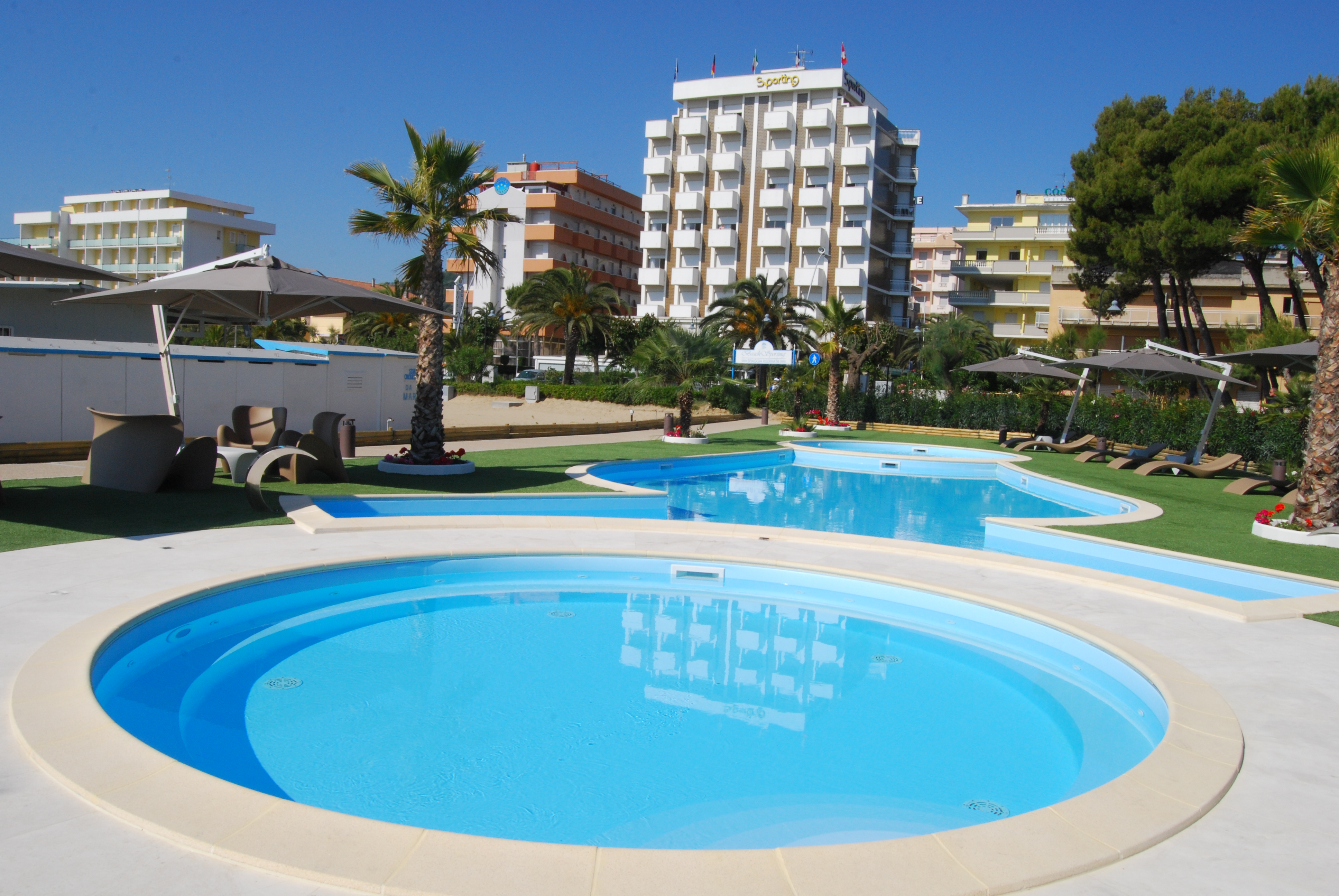 sporting village beach - alba adriatica